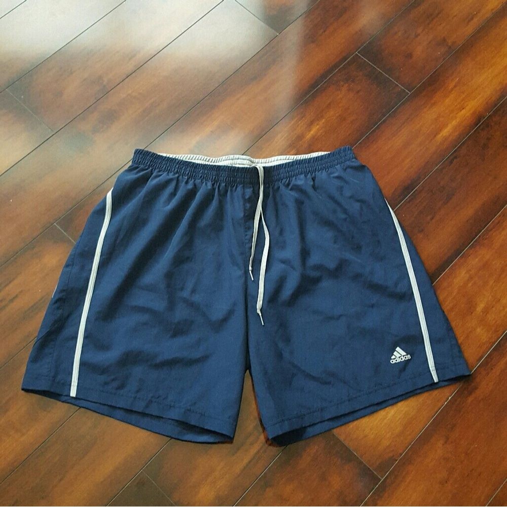 NWOT Men's Adidas shorts, size XL